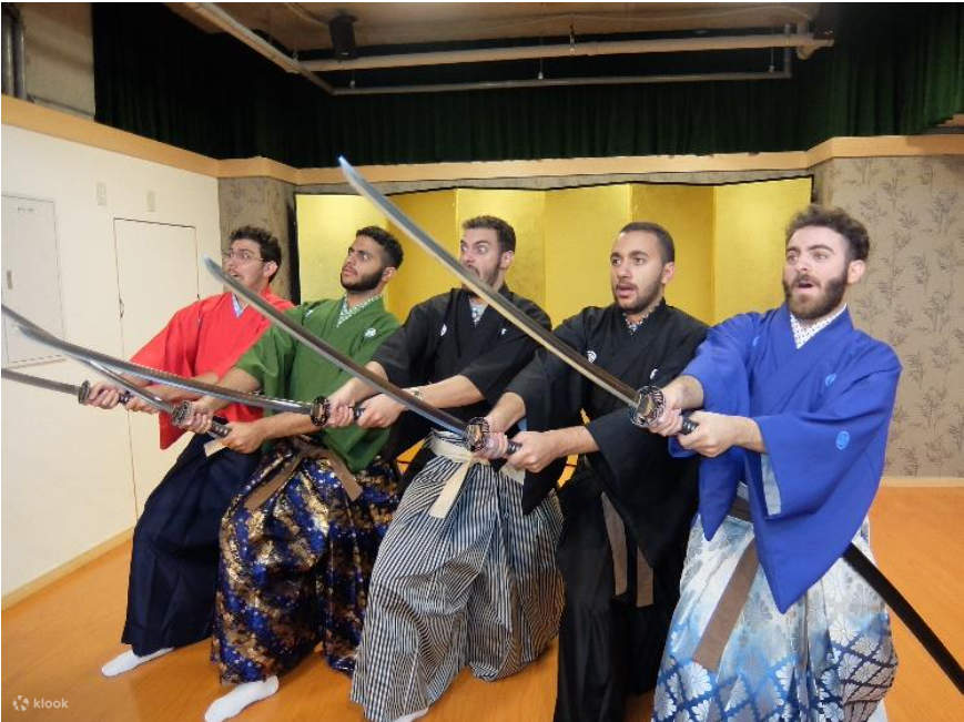 2小時京都武士體驗和劍舞表演(Join In Kyoto Samurai Experience & Kenbu Show) - Klook