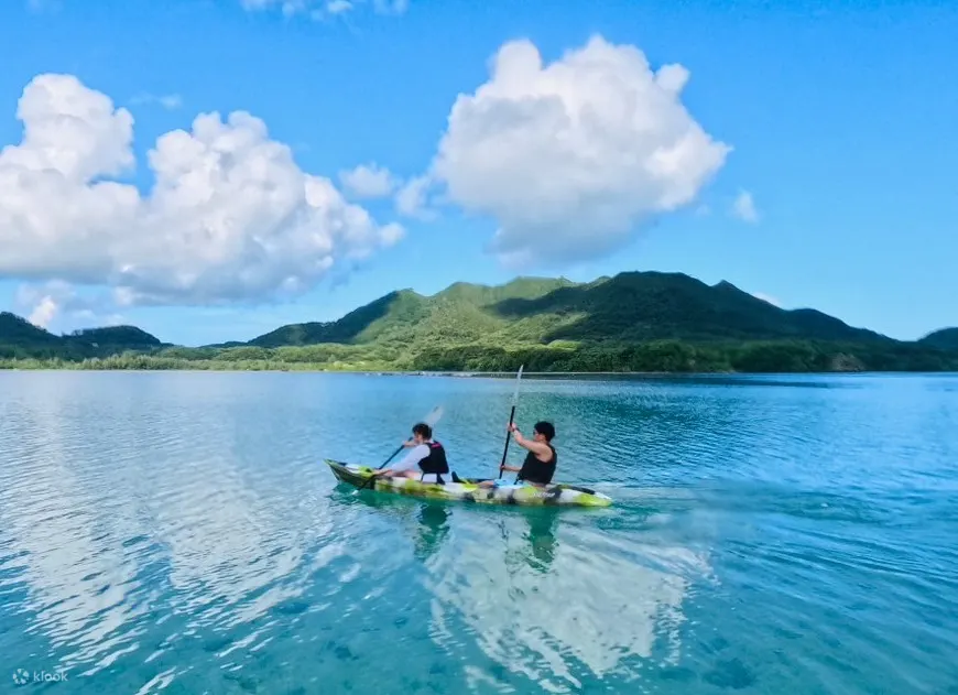 [石垣岛/半天] 濑川平湾 SUP/独木舟可供选择（冲绳）