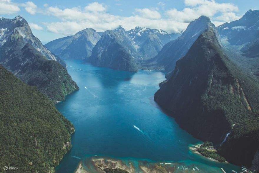 Sorvola Milford Sound