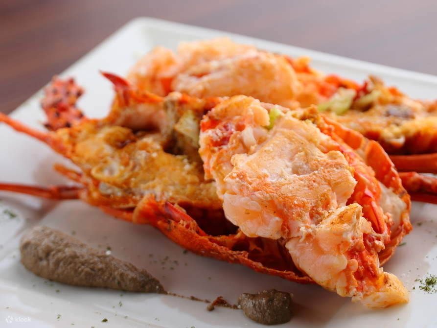 東京都新宿区の鉄板焼さくら（鉄板焼さくら）