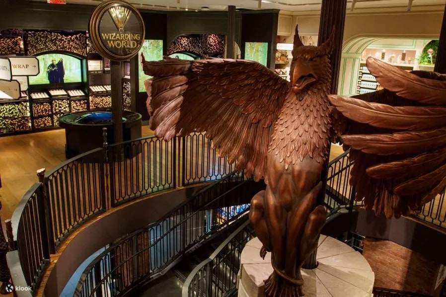 Abadikan foto dan kenangan mempesonakan di Harry Potter Store di New York City