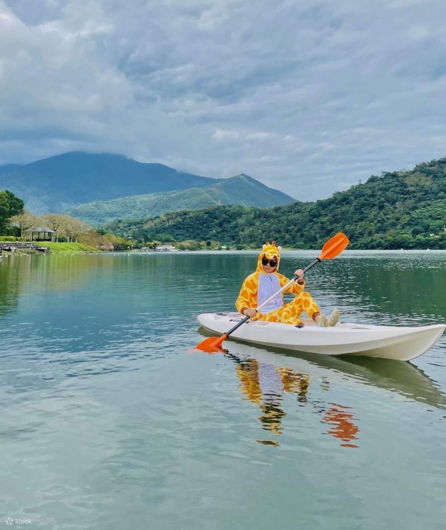 花蓮：鯉魚潭カヌー体験（インストラクター付き）