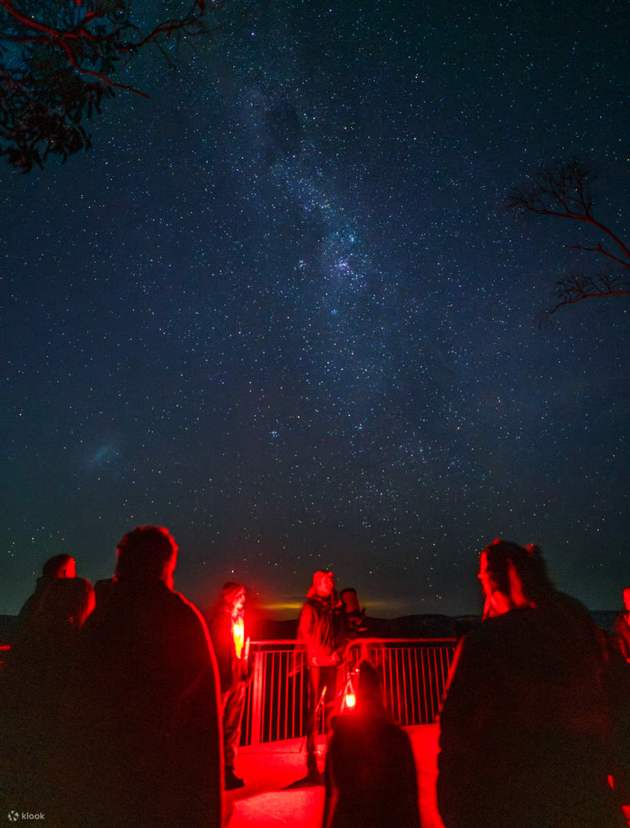 Observation des étoiles dans les Montagnes Bleues