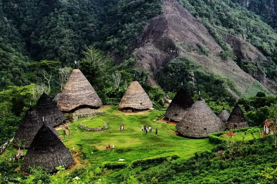 Tur Budaya Wae Rebo