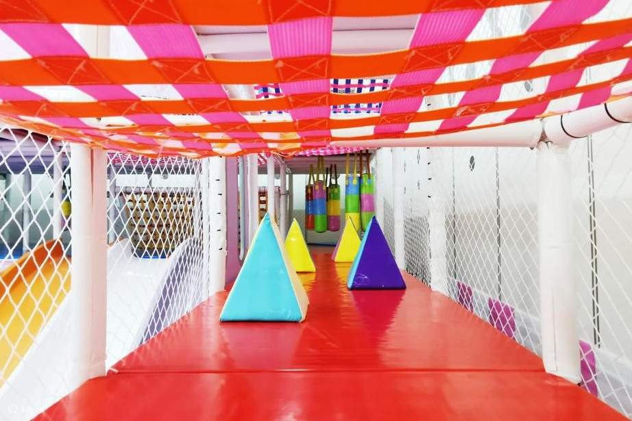 场馆内的游乐设施之一