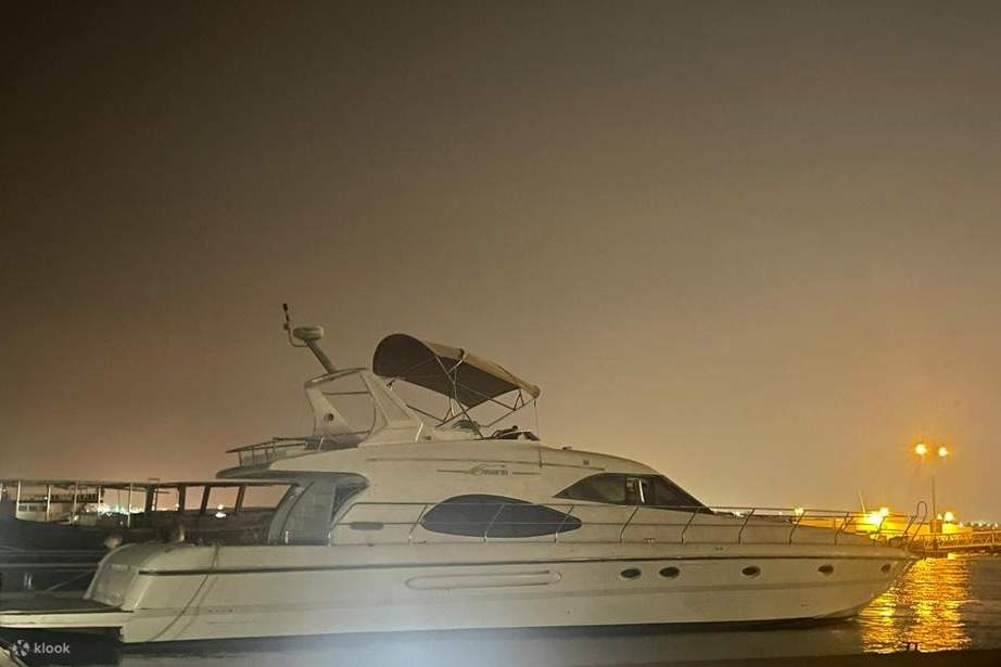 yacht for rent in doha