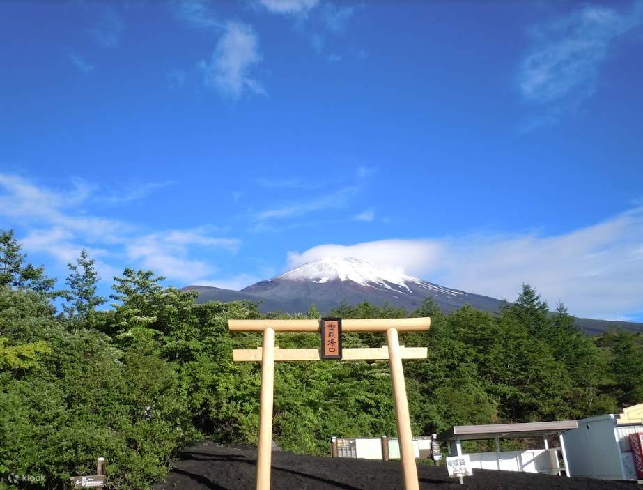 富士山 箱根海賊船 御殿場プレミアムアウトレット 日帰りツアーの予約 新宿発 Klook