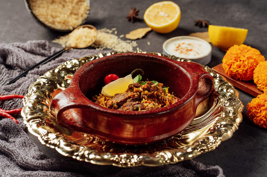 Experiencia gastronómica en Sans Indian Cuisine Ubud en Bali