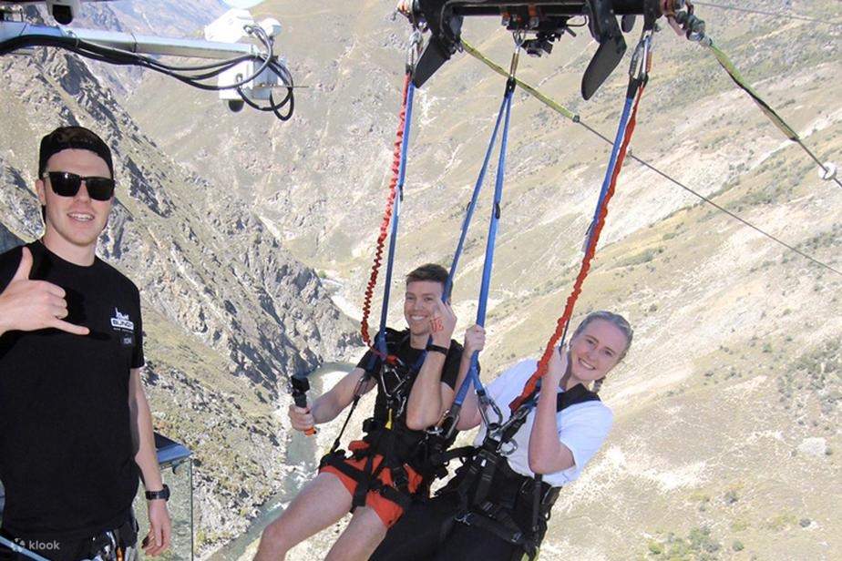 Photo avant la balançoire