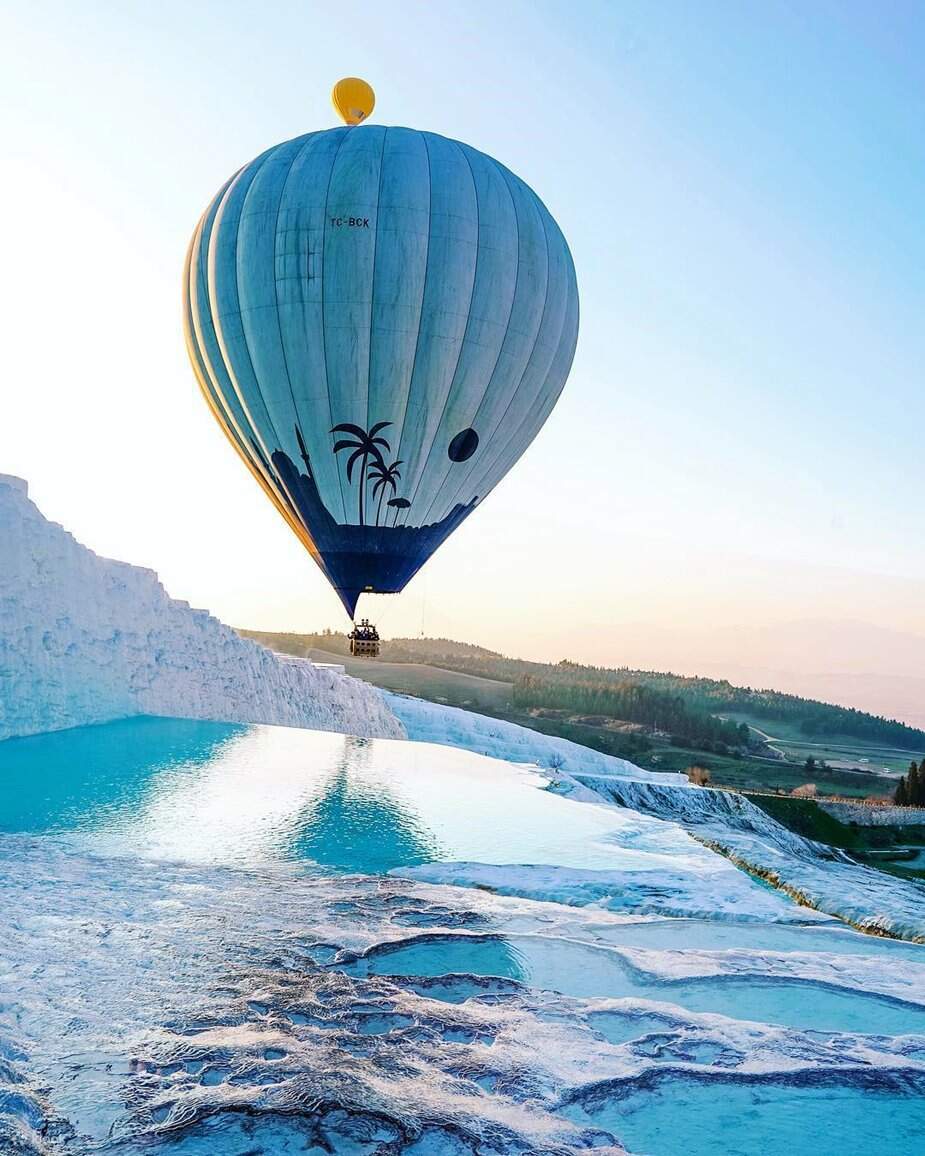 Pamukkale: Hot Air Balloon Flight with Hotel Pick Up