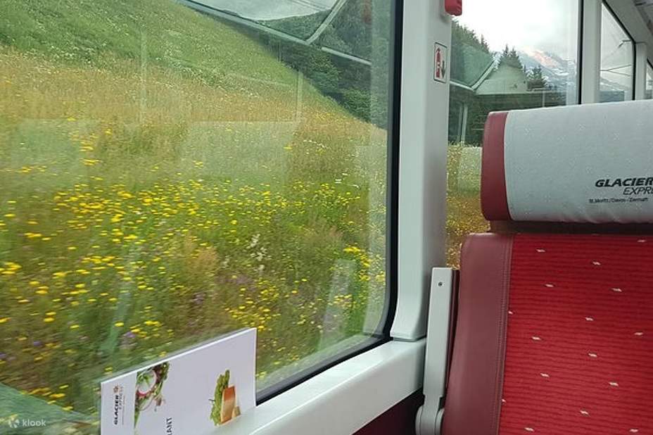 グレッシャーエクスプレス（氷河特急）パノラマ列車 往復日帰り