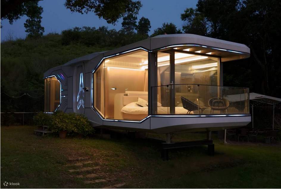 世外桃源渡假村 Glamping｜太空主题豪华露营露营车、宠物友善｜打鼓岭