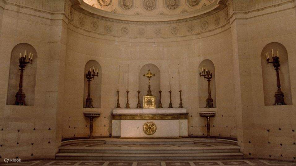 Chapelle Expiatoire 祭坛