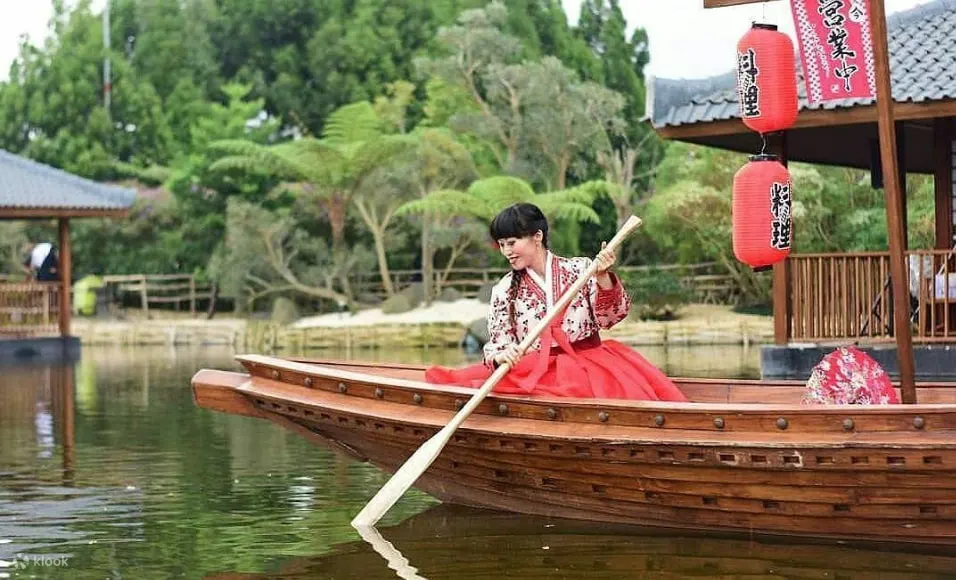 伦邦水上市场