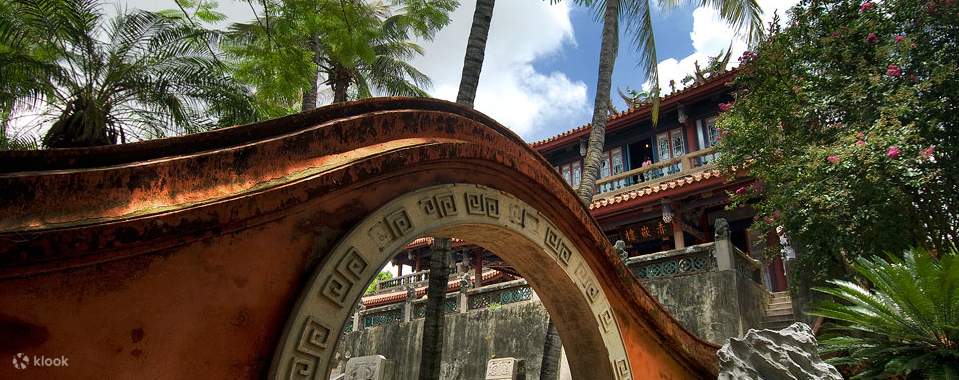 Nơi đây có một khu vườn tuyệt đẹp, khơi gợi những cảm xúc cổ xưa và lưu giữ vẻ đẹp của nó mãi mãi.