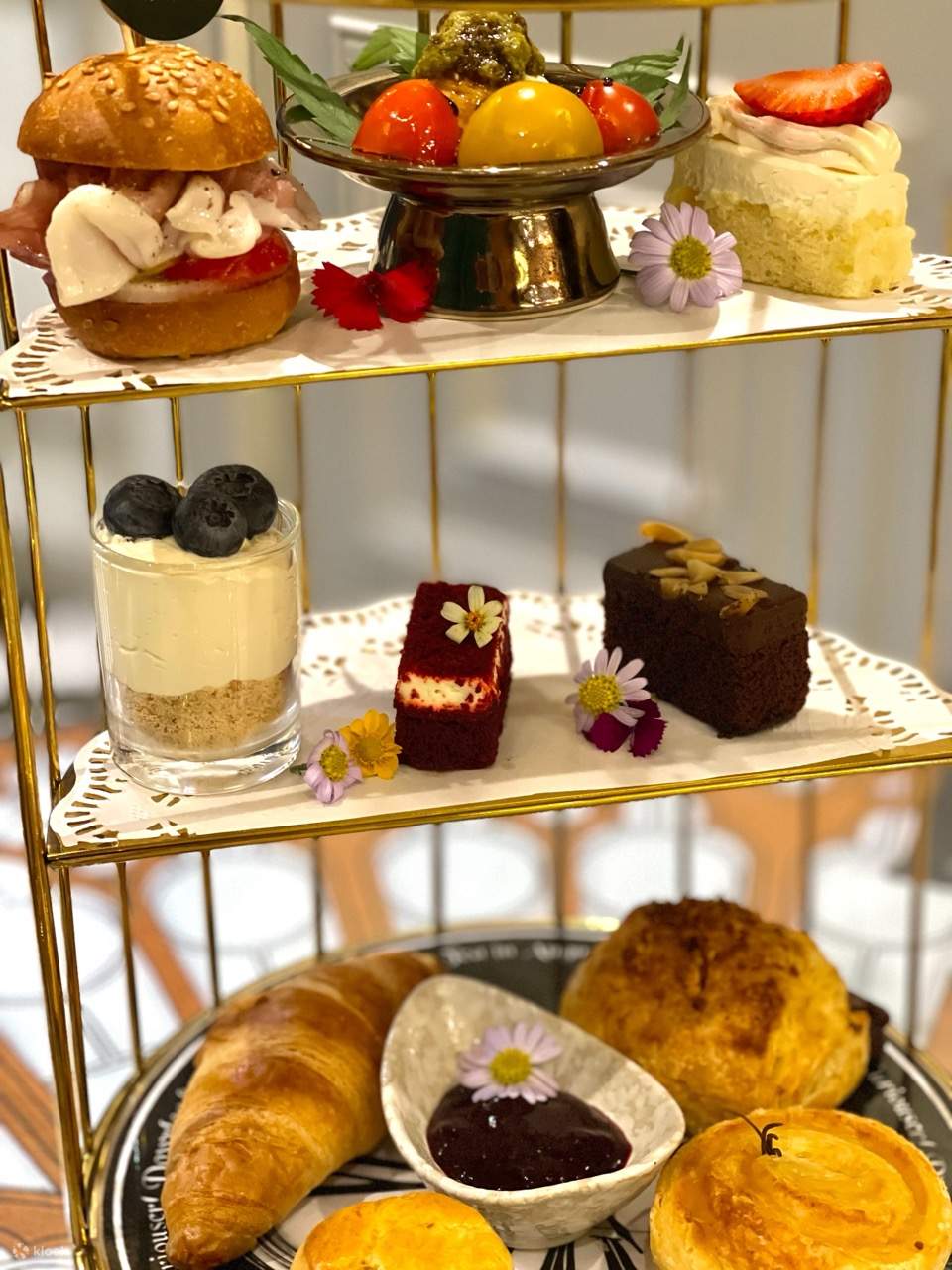 ชุดน้ำชายามบ่ายที่ High Tea by Pickaboo