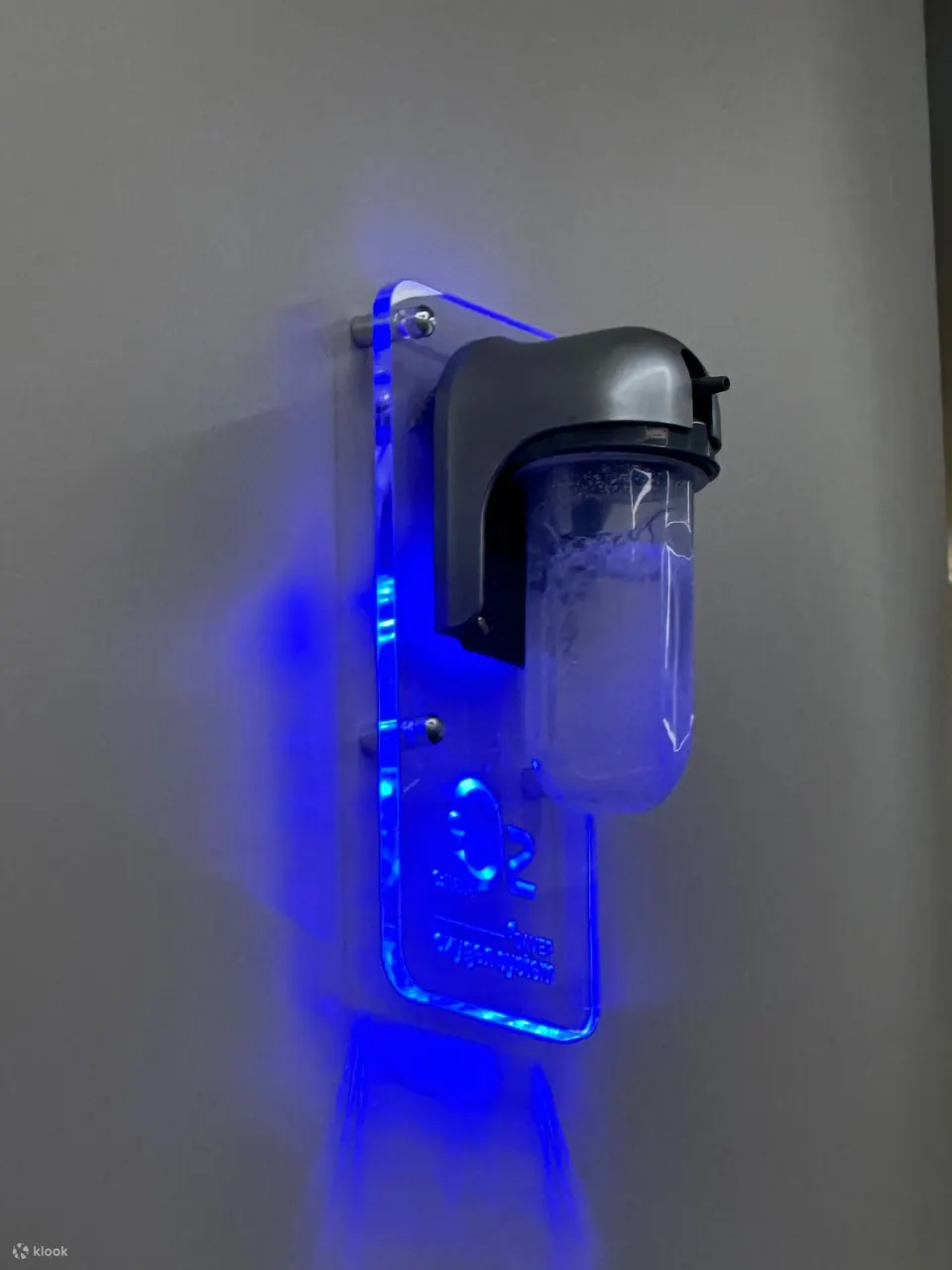 所有房间均配备氧气发生器。