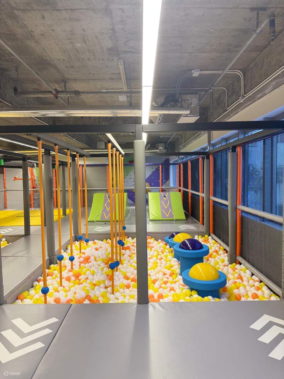 MOSKIDDOチケット｜3万フィートの子供向け共同遊び空間、香港最長の子供向け忍者道｜黄竹坑