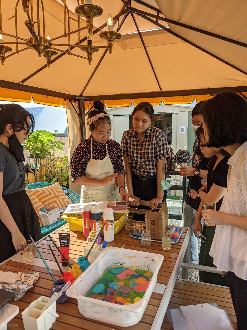 Workshop Paper Marbling di The Sundowner