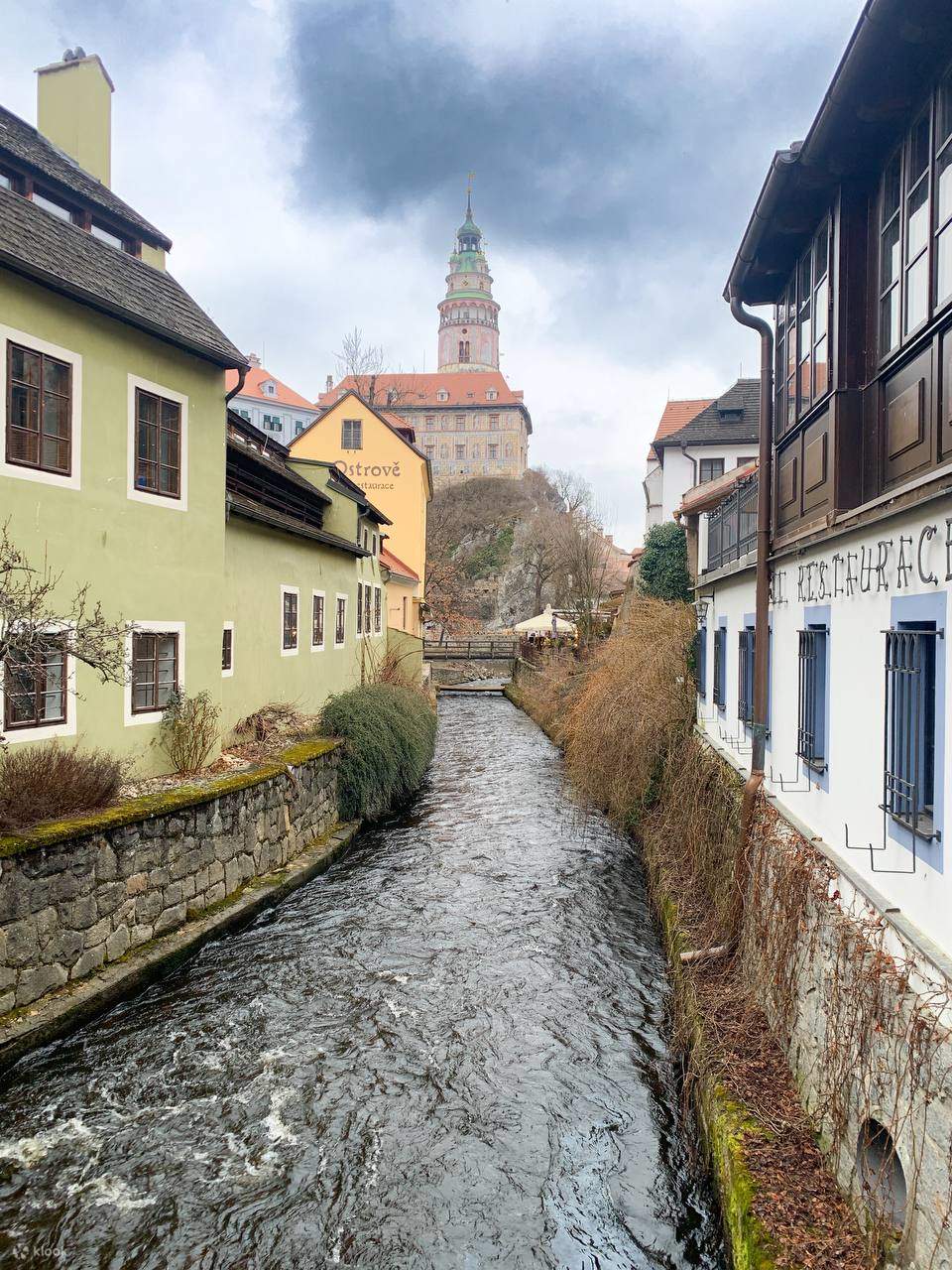 Cesky krumlov ck day trip from prague hotel pick up klook