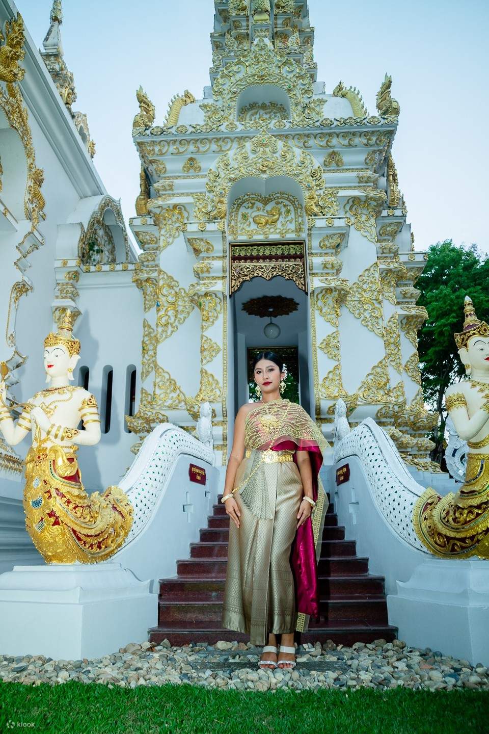 Absolute Thai : Location de costumes thaïlandais à Chiang Mai