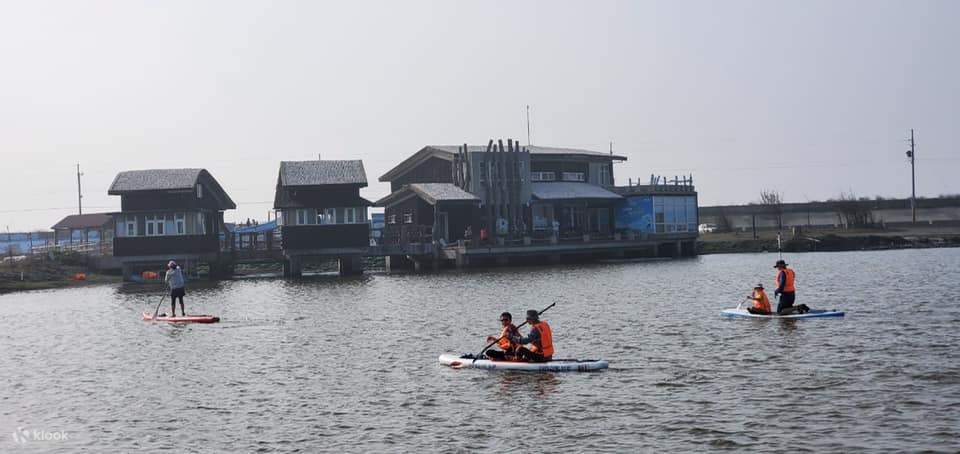 ไทซี ไหโข่ว ลิฟวิ่ง เซ็นเตอร์ SUP Stand Up Paddle