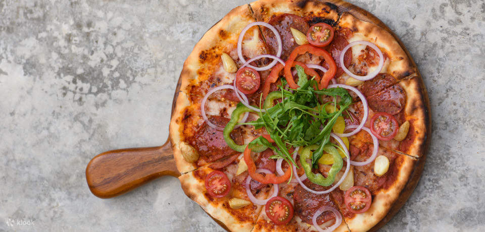 Roosterfish beach club bali pantai pandawa kuta selatan