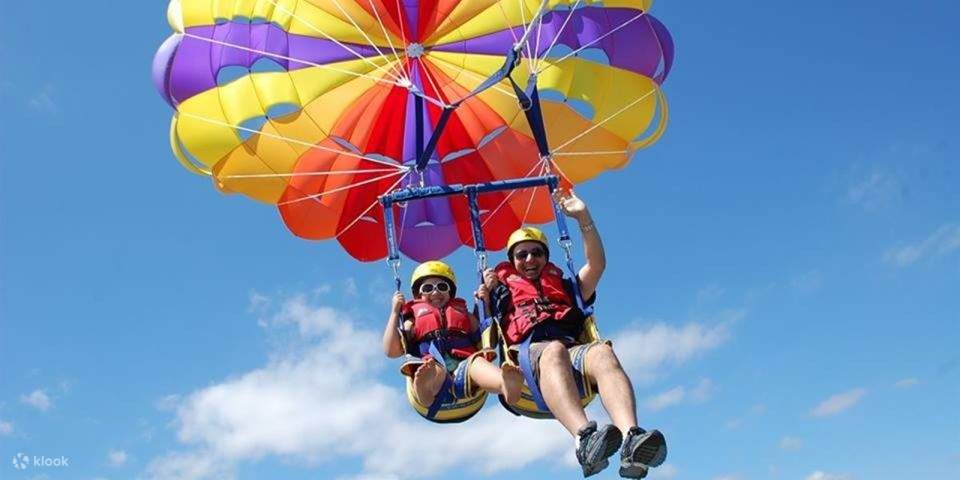 Hurghada: Parasailing e sport acquatici con prelievo dall'hotel
