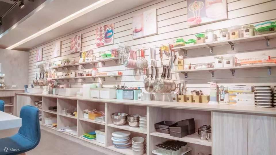 Taoyuan｜Atelier dei sogni Dipingi.Crea｜Laboratorio di acrilico, pittura fluida e pasticceria fai-da-te｜Prenotazione telefonica necessaria