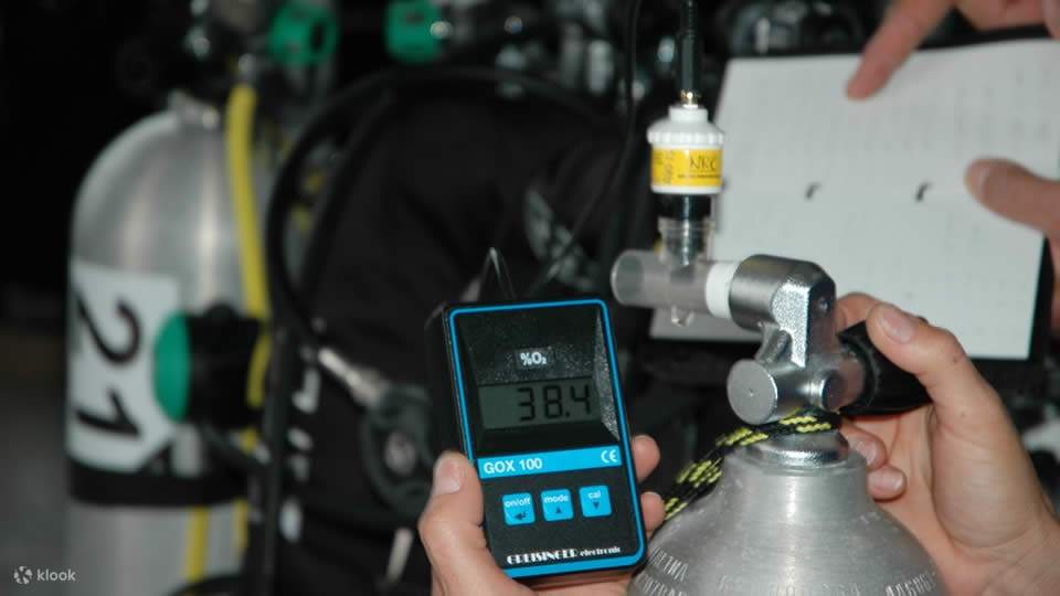 PADI高氧空气潜水员