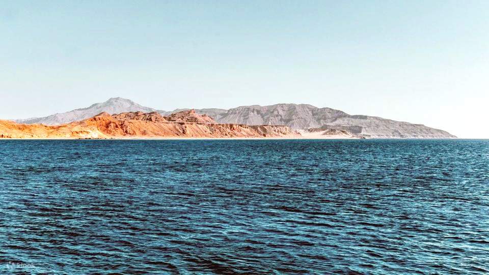 Sharm : Croisière en bateau de plongée à l’île de Tiran avec transferts privés