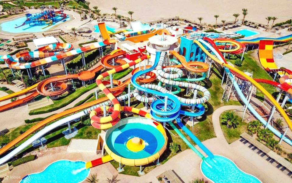 Hurghada: Makadi Water World dengan Makan Siang, Minuman, dan Transportasi