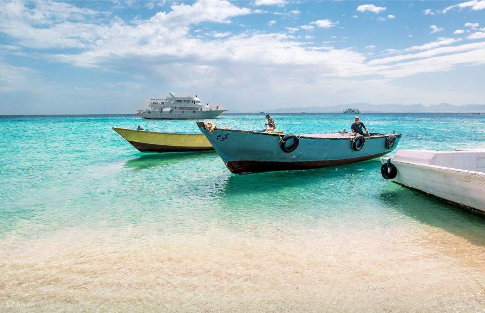 Pengalaman Menaiki Banana Boat & Snorkel Cruise di Orange Bay, Makadi dengan Makan Tengah Hari