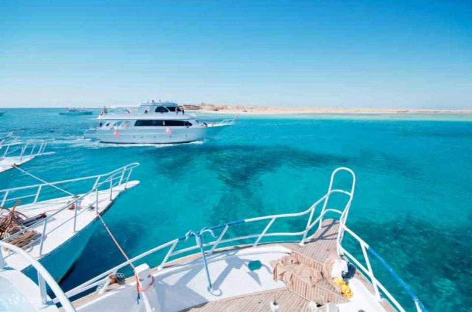 Khám phá Biển Đỏ: Tour lặn biển trong ngày ở Hurghada với bữa trưa và du  thuyền - Klook Việt Nam
