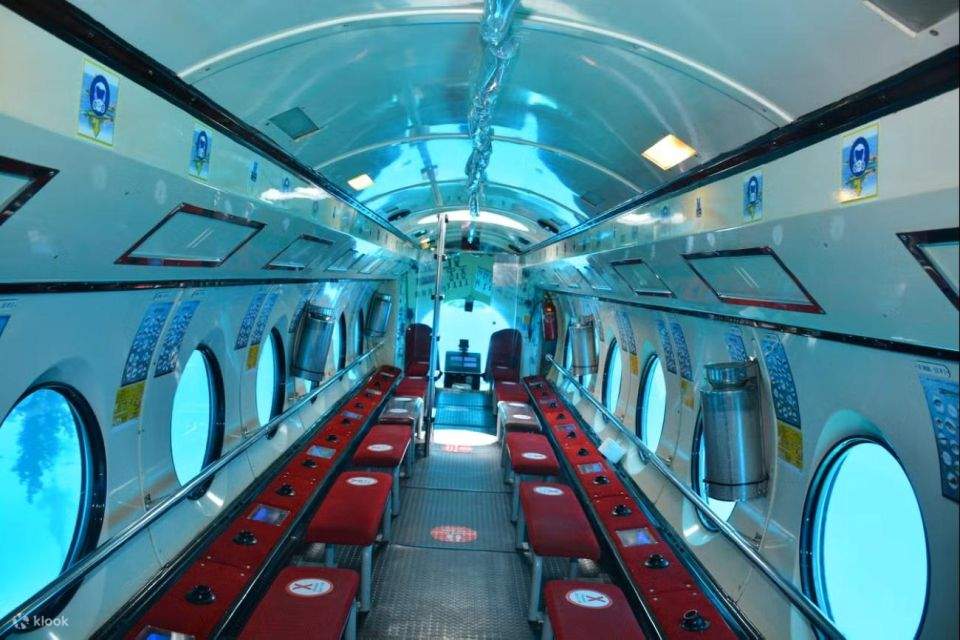 從馬卡迪灣出發：辛巴達潛水艇之旅（含往返接送）