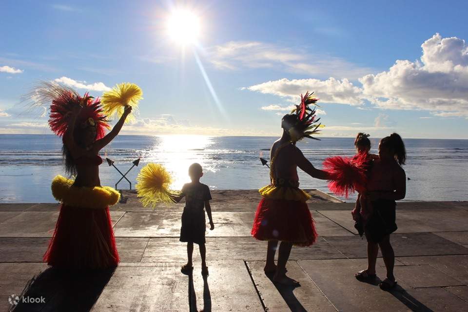 watch the taotao tasi beach show in tumon