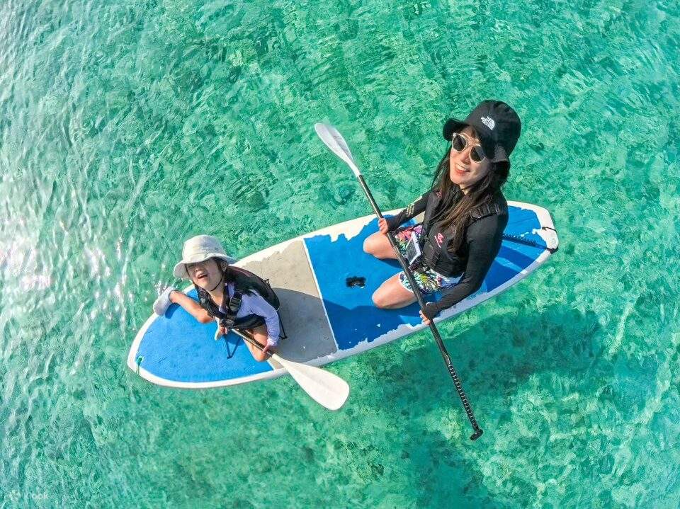 Может использоваться двумя людьми, включая детей