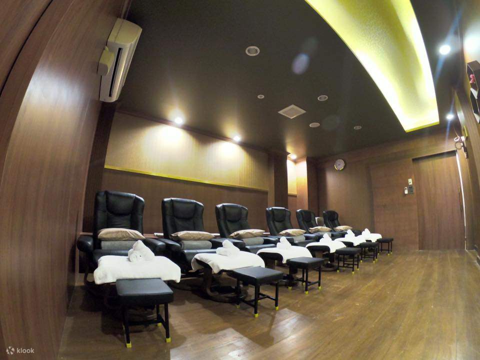 Lek Massage and Spa at BTS Nana Branch Experience in Bangkok