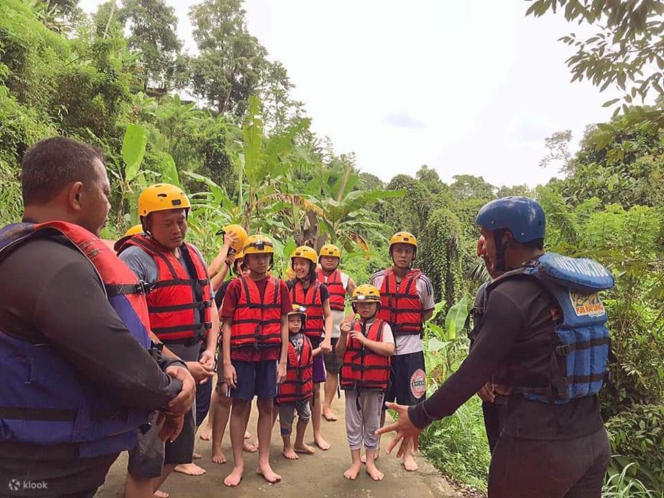 Ubud Cave Tubing Adventure на Бали