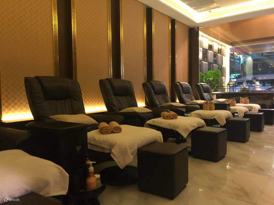 สัมผัสประสบการณ์ที่ Lek Massage and Spa ณ สถานีรถไฟฟ้าบีทีเอส อะโสะ ใน กรุงเทพฯ