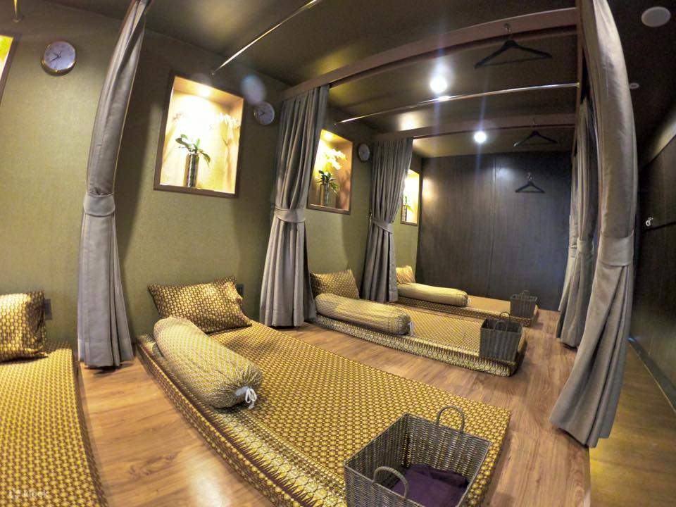 Lek Massage and Spa at BTS Nana Branch Experience in Bangkok