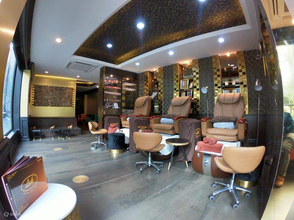 Lek Massage and Spa at BTS Nana Branch Experience in Bangkok