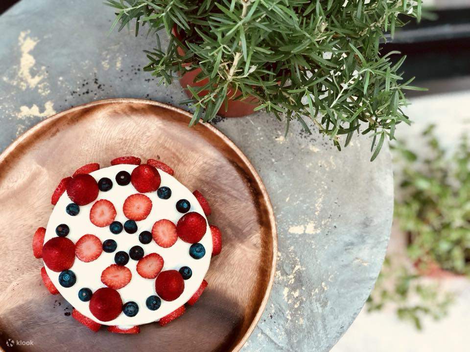 信义区Mucho Happiness咖啡 季节水果起司蛋糕