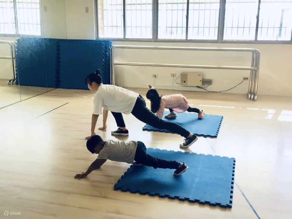 让宝贝们在优良的环境、舒适的空间，感受舞蹈带来的喜悦与乐趣！