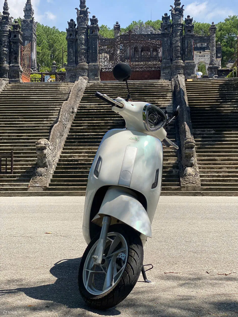 顺化市的电动自行车/电动滑板车出租