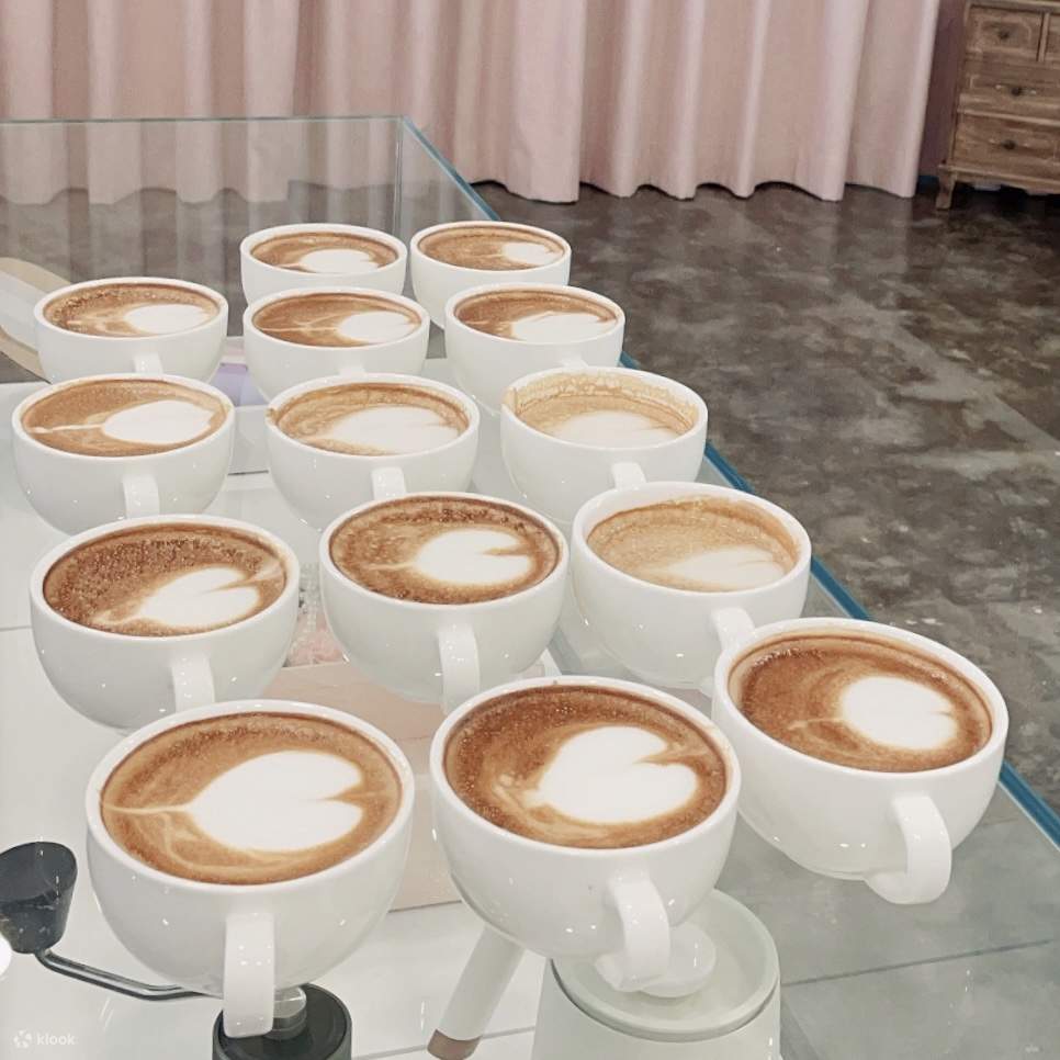 Aurelia Atelier Latte Workshop