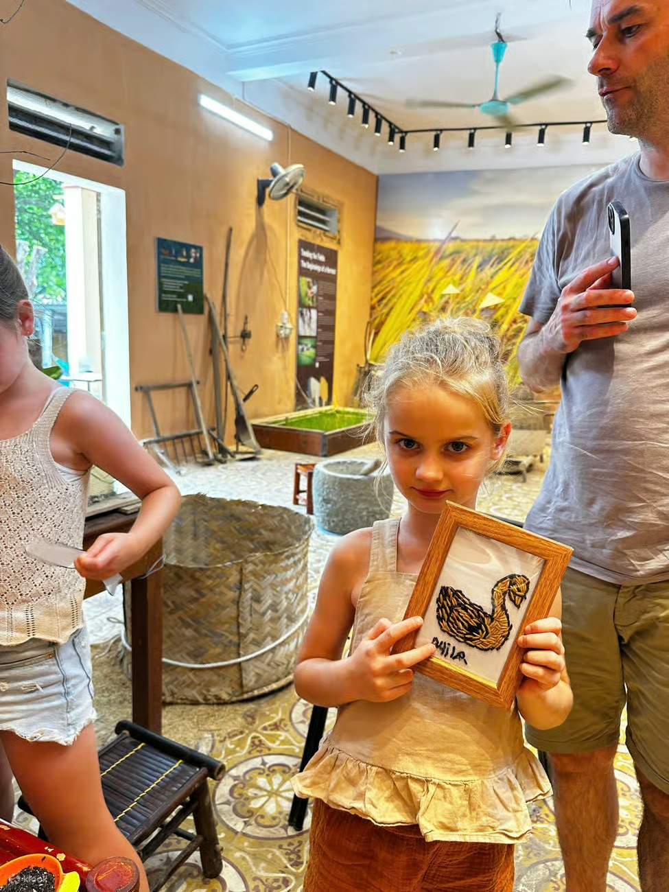 닌빈 탐콕 박물관 쌀 모자이크 워크숍