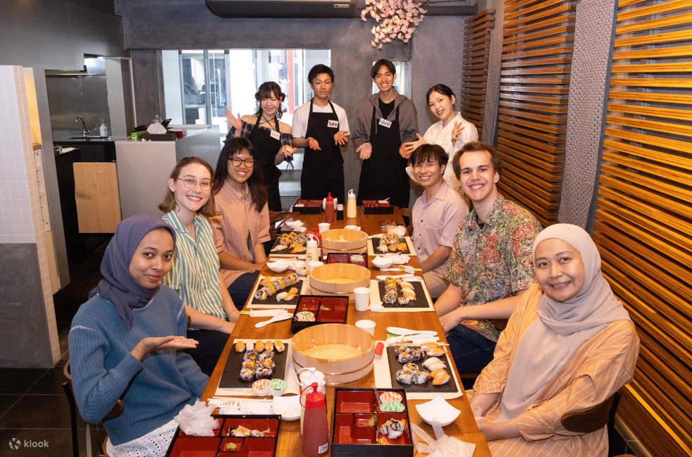 Best Sushi Making Class in Tokyo: Sushi Making Class Shibuya