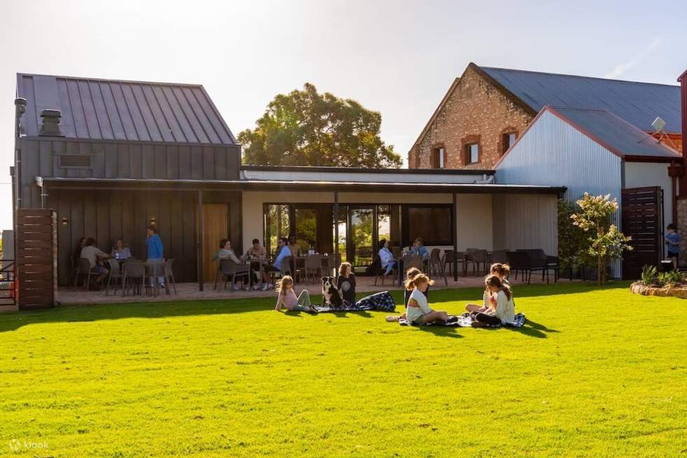 브레머튼 와이너리 애들레이드(Bremerton Winery Adelaide)에서 스카이다이빙 - 클룩 Klook 한국