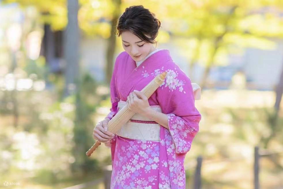 京都和服租賃體驗＆日系妝容＆拍照攝影（Ookini嵐山店提供）